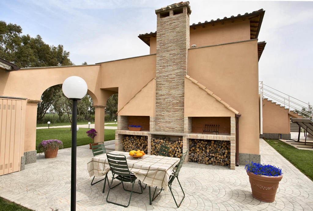 Вілла Agriturismo Pian Di Spille - Golf Таркуїнія Екстер'єр фото